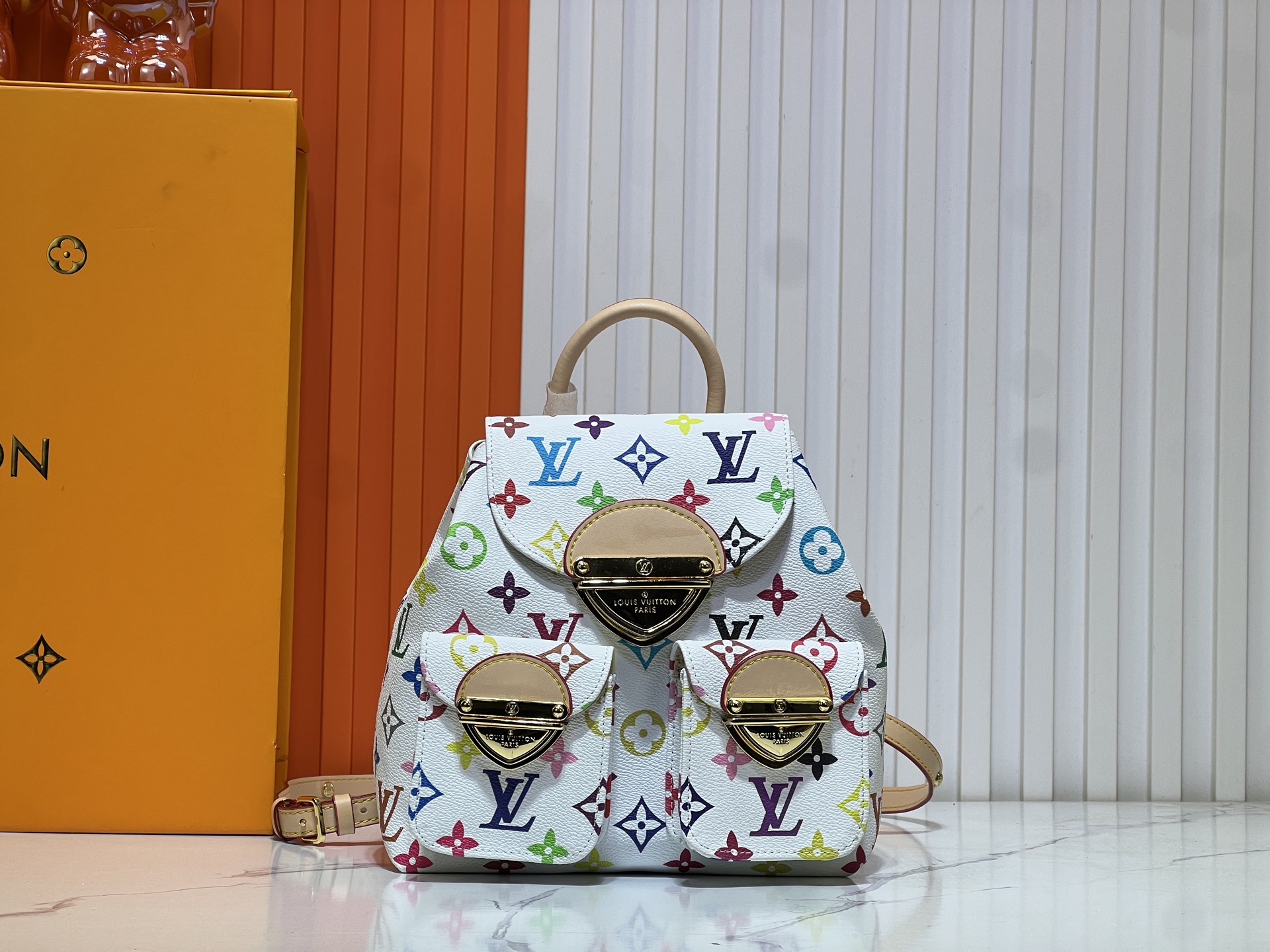 国内発送ルイヴィトン リュック Venice  M13081-M46836  LVスーパーコピーバックパック Monogram代引き後払い可能安全なサイト